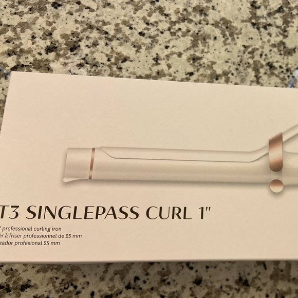 NWB T3 curling iron 1 inch - Picture 3 of 5